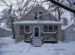 105 W Alexander St, Valley, NE 68064