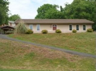 905 Claiborne Ave, Vinton, VA 24179