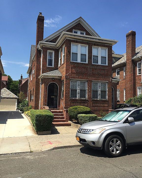 2nd image of 3326 84th St