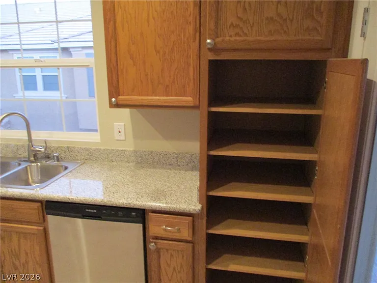 8421 Insignia Ave #101 — Photo 12