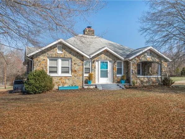 6507 Frieden Church Rd, Gibsonville, NC 27249