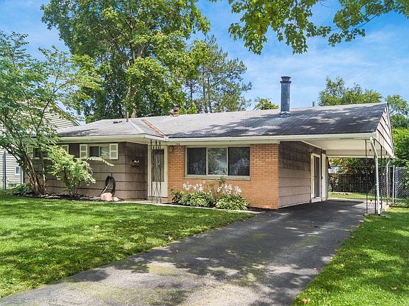 2nd image of 740 Stinchcomb Dr