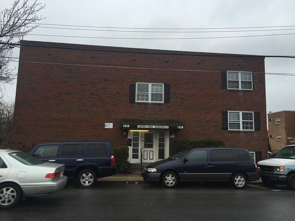 1st image of 1028 E Lycoming St