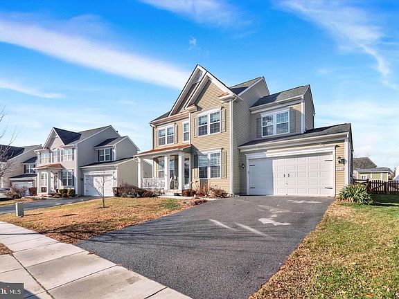 3rd image of 9548 Dumbarton Dr