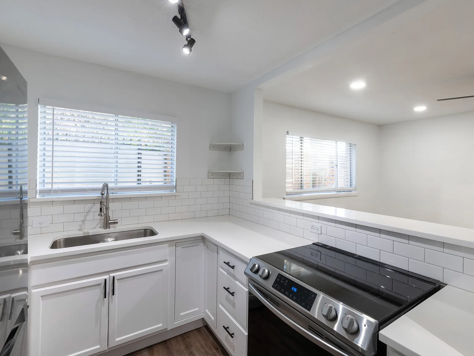 1 bed, 662 sqft, $1,100 — Photo 3