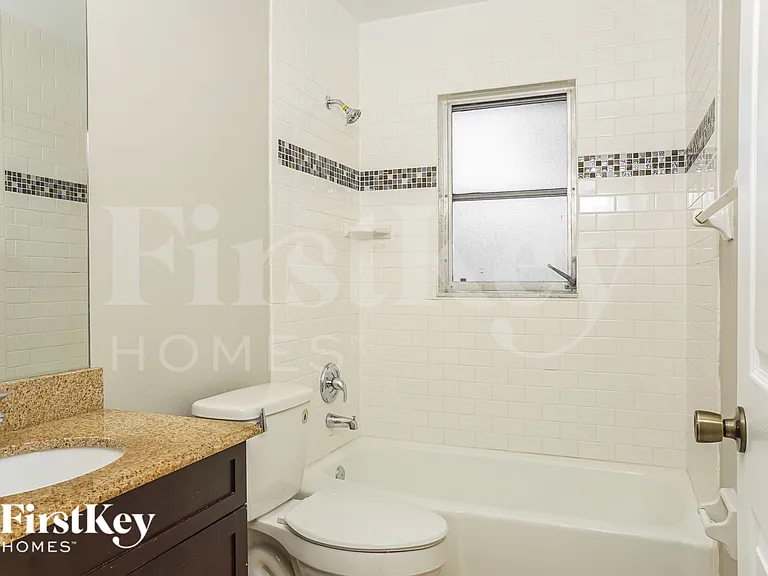 14500 Ransom Ave — Photo 17