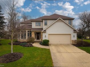 39700 Alsace Ct, Solon, OH 44139