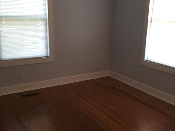 5th image of 109 Valley View Dr #5