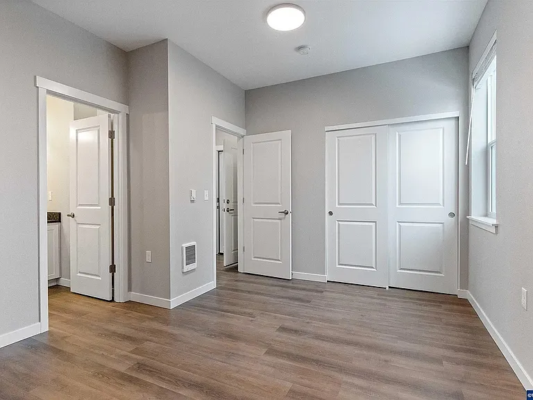 2399 Strong Heights Ln SE — Photo 16
