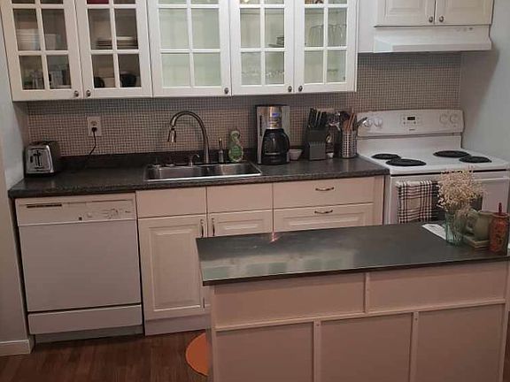 3rd image of 2311 119th St NW