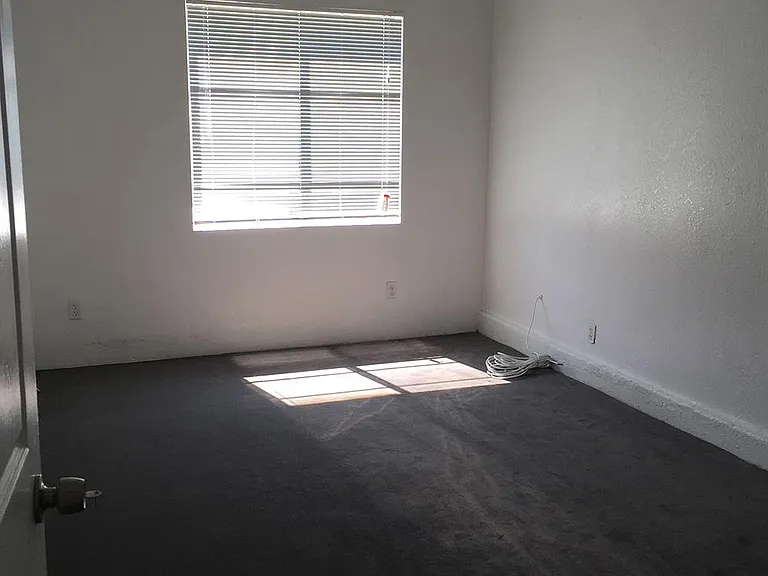 6555 Segovia Rd — Photo 23