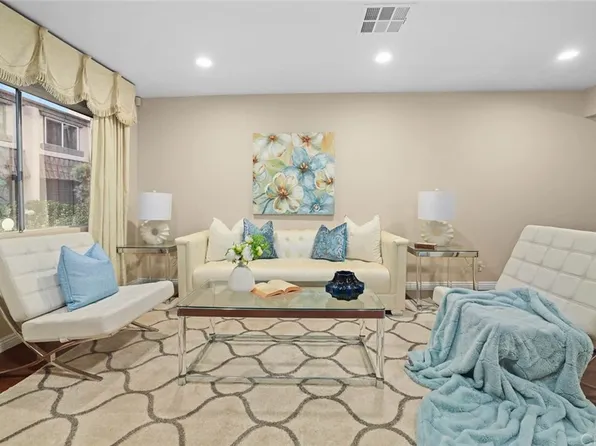 327 E Live Oak St #17, San Gabriel, CA 91776