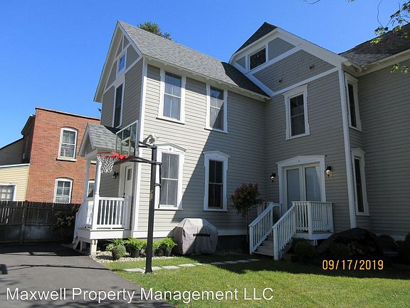 4th image of 217 Caroline St
