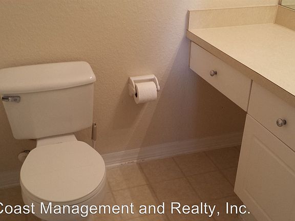 5th image of 18001 Richmond Place Dr APT 515
