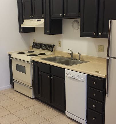 3rd image of 14 Cougar Dr APT B