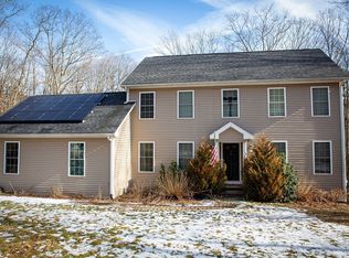 16 Henry Joseph Dr, Webster, MA 01570