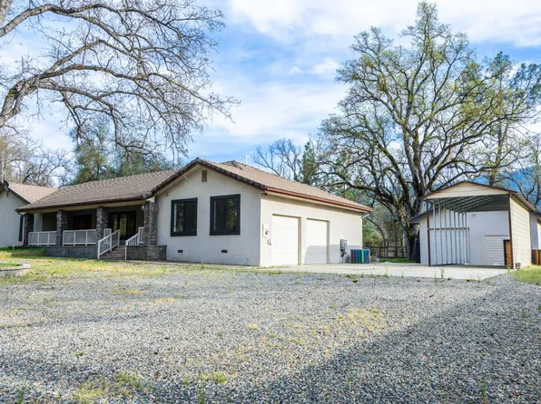 45344 S Oakview Dr, Oakhurst, CA 93644