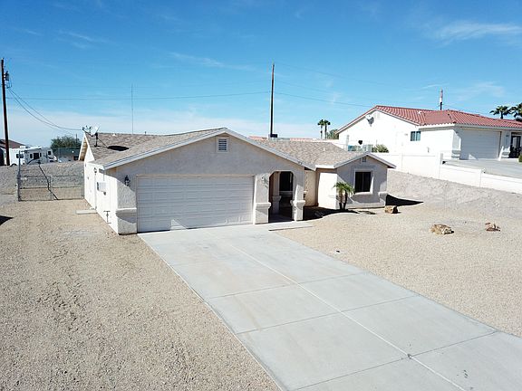 2nd image of 1075 Paiute Pl