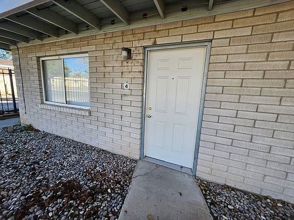 3rd image of 1100-1108 Arizona St SE #1100-4
