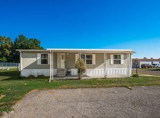 201 Rona Blvd, Pataskala, OH 43062