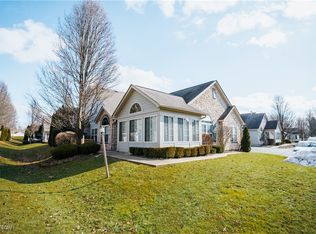 9264 Sharrott Rd UNIT 203, Poland, OH 44514