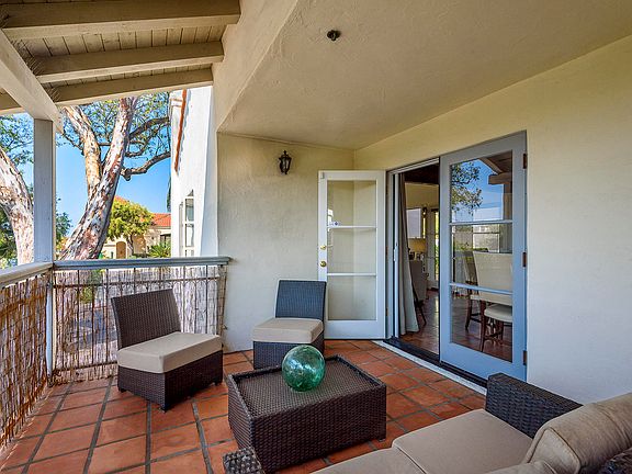 3rd image of 1809 Cliff Dr APT 1