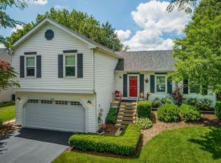 622 Edinburgh Ln, Dundee, IL 60118