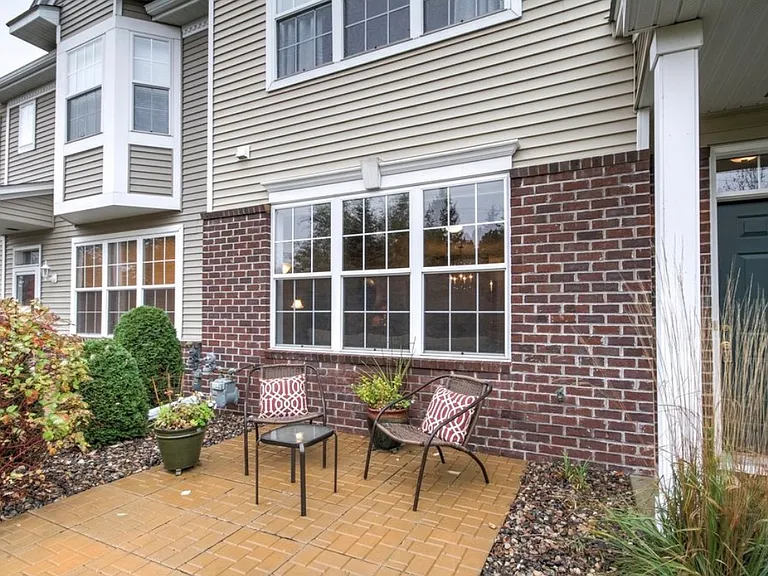 11007 Oak Grove Cir #B — Photo 22