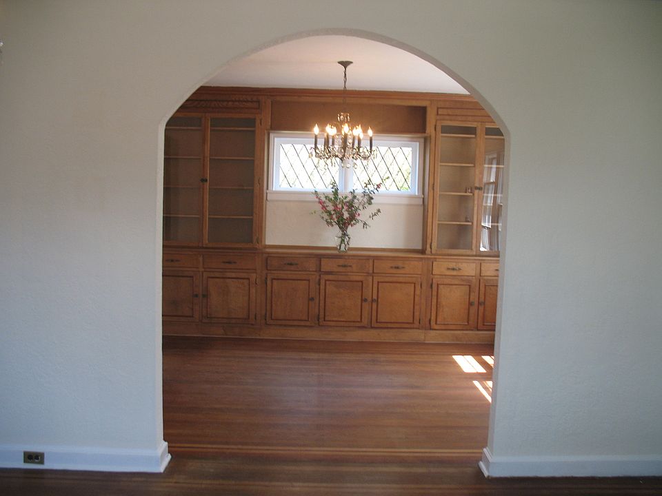 1st image of 520 Kimball Ave