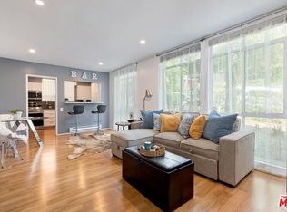 7270 Hillside Ave Unit 102, Los Angeles, CA 90046