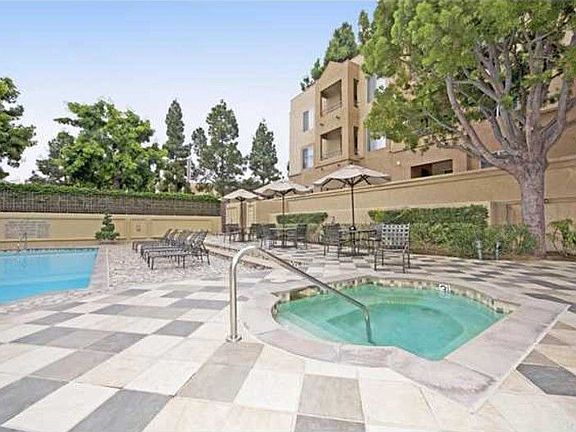 4th image of 3550 Lebon Dr Unit 6118