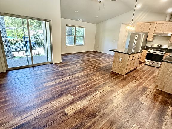 2nd image of 347 Nile St #22