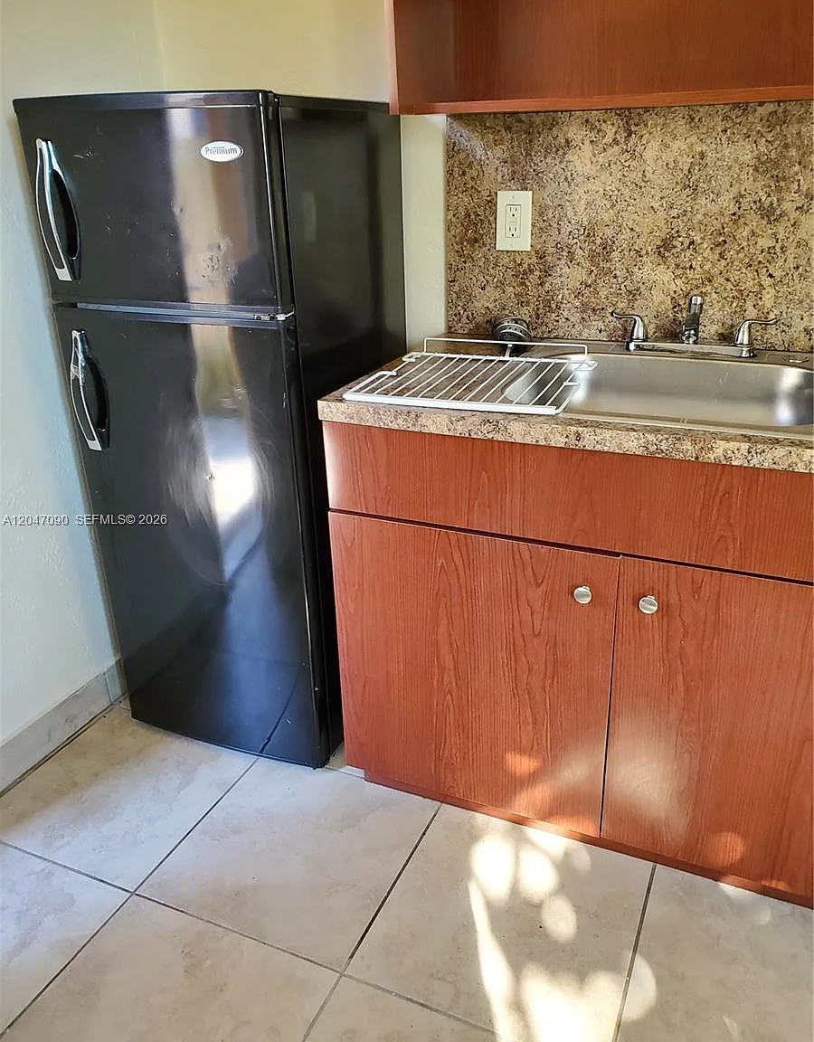Arch Creek Highlands — Photo 2