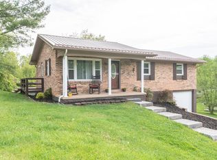 104 Dewdrop Pl, Bristol, VA 24201