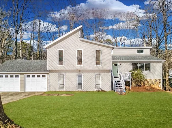 4519 Glenforest Dr NE, Roswell, GA 30075