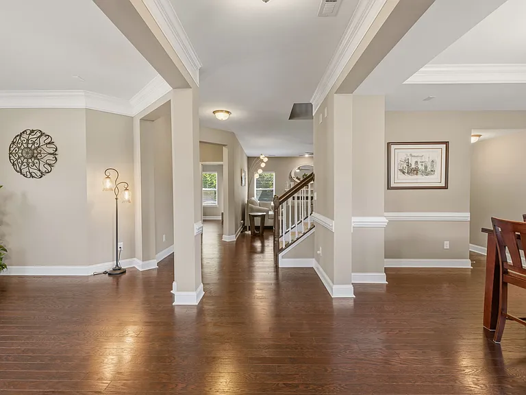 167 Alexandria Dr — Photo 11