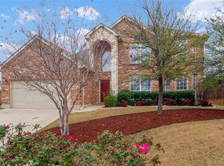 10208 Oldfield Ct, Fort Worth, TX 76244