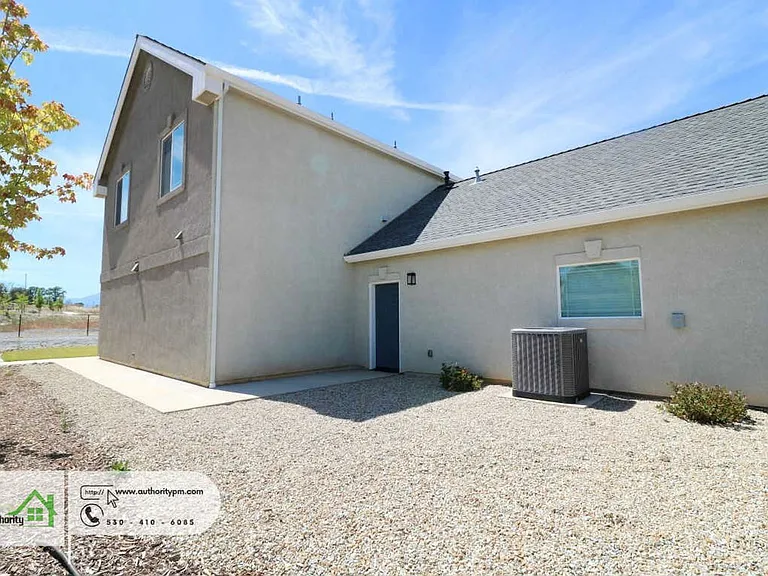 6677 Bandito Dr — Photo 30