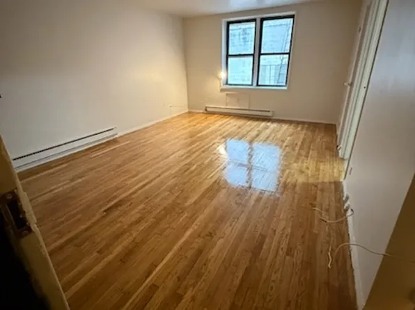 55 Overlook Terrace image 1 of 7