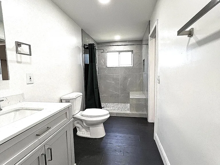 3521 NW 29th St — Photo 11