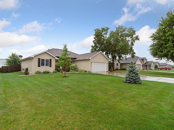 2nd image of 1208 Bruin Ln