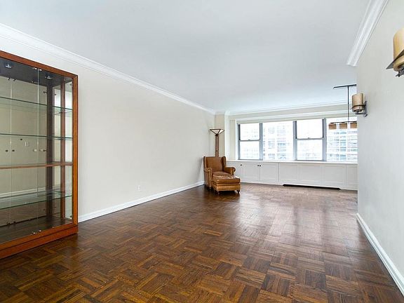 2nd image of 1325 1st Ave #B501