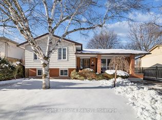 251 Elmwood Rd, Oakville, ON L6K 2A9