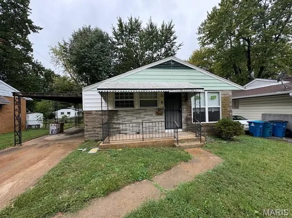 114 Monteith Cir, Saint Louis, MO 63137