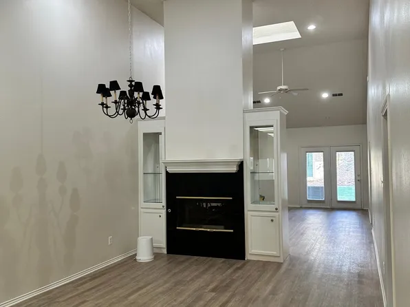5104 58th St, Lubbock, TX 79414