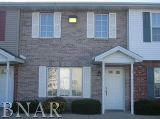 21 Fetzer Ct APT 4, Bloomington, IL 61704