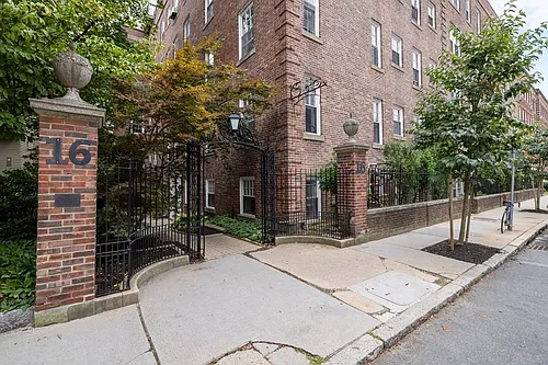16 Chauncy St Photo 1
