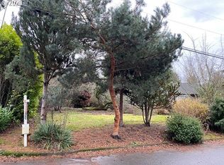 SW Flower Ct, Portland, OR 97221