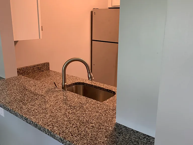 213 Park Ave — Photo 5