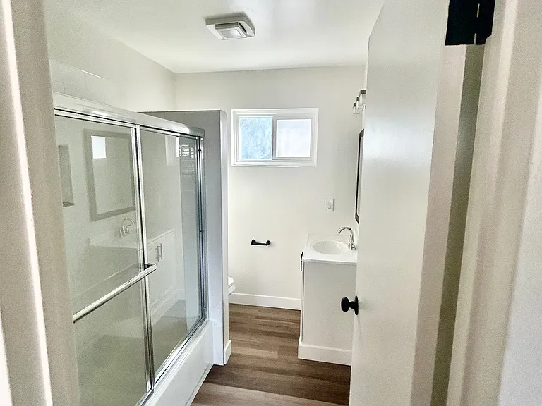 3745 Miramar Way — Photo 33
